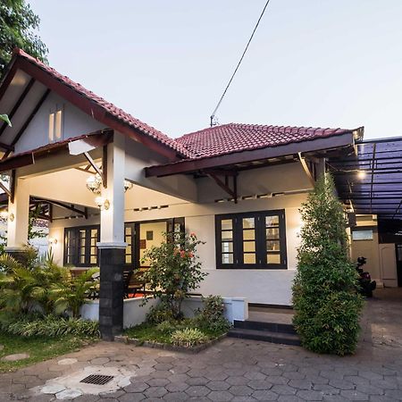 Ferienwohnung Ndalem Sarengat Yogyakarta Exterior foto