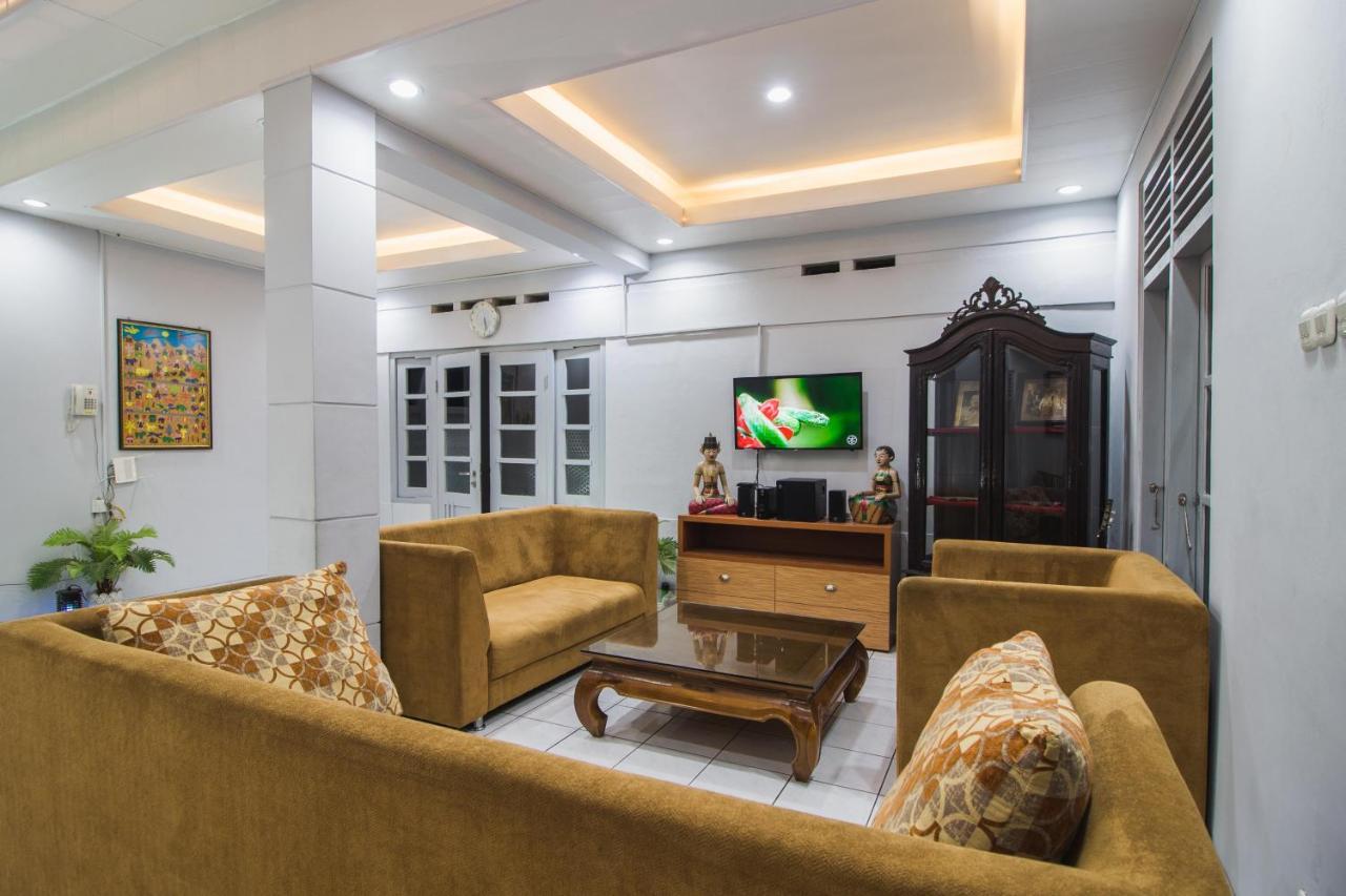 Ferienwohnung Ndalem Sarengat Yogyakarta Exterior foto