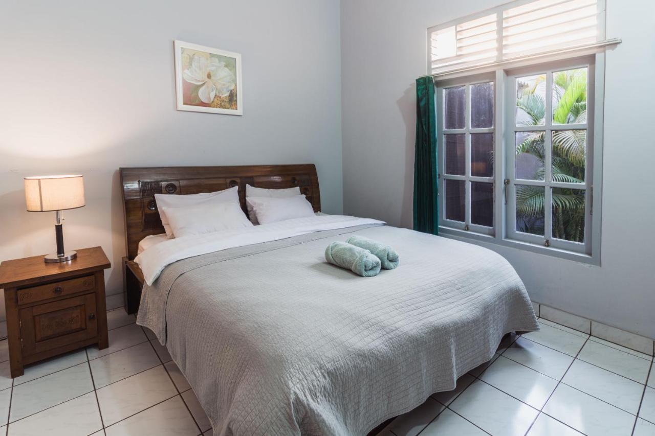 Ferienwohnung Ndalem Sarengat Yogyakarta Exterior foto