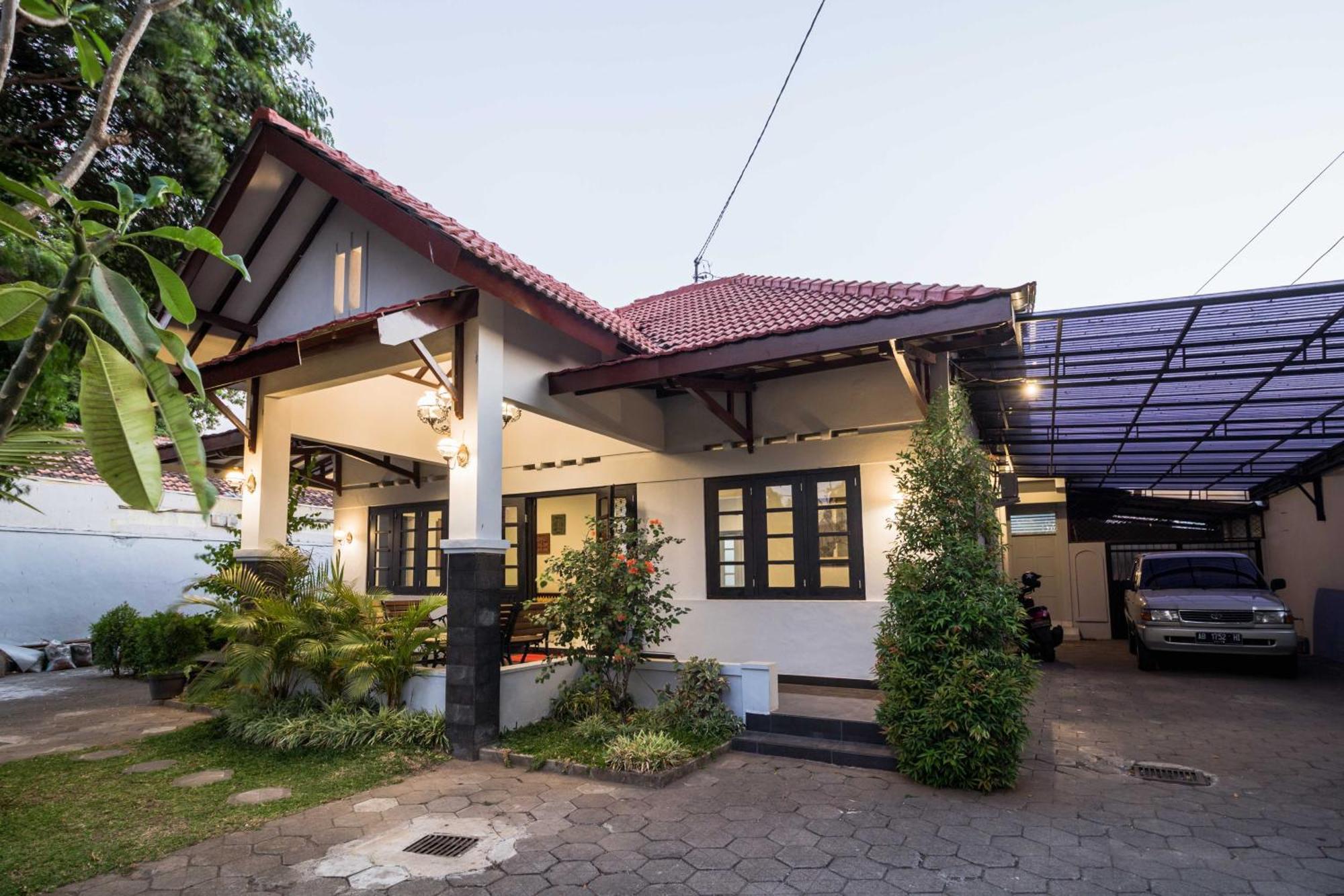 Ferienwohnung Ndalem Sarengat Yogyakarta Exterior foto
